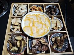 -野菌皇海景野生菌火锅(滨海大道店)