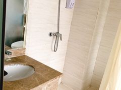 -成都宽窄巷子奎星楼街亚朵X酒店