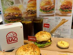 -必胜客(WOW中心城店)