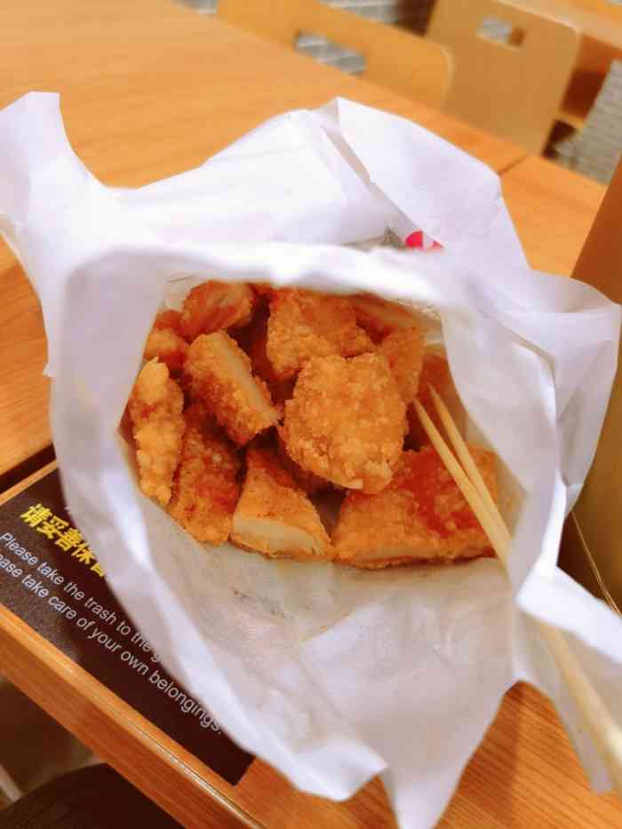 正新鸡排我们家的最爱就在宝宝学校附近去接她放学前会去买一份经常人