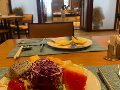 -亚龙湾希尔顿自助餐厅·海鲜·烧烤·沙滩BBQ·现场乐队
