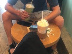-星巴克臻选(周浦万达店)