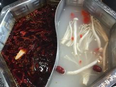 -重庆德庄火锅(体育中心店)