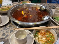 鱼火锅-肖肖酸萝卜鱼火锅(总店)