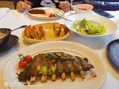 -马克西姆俄罗斯餐厅(通亚街店)