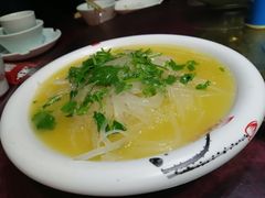 鸡汤萝卜丝-自贡盐帮菜·玩辣餐厅(樱花园西街店)