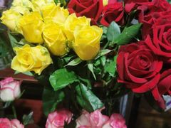 -何兮花店·气球派对鲜花店(马桥银春路万科城店)