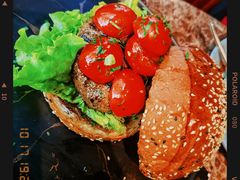 -Let'sBURGERplus·非常创意汉堡(三里屯店)