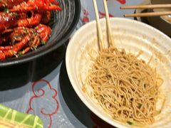 -肥肥虾庄·金牌油焖大虾(杨园滨江时代walk店)