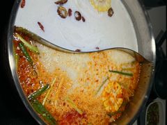 -椰子湾·海南火锅·糟粕醋·椰子鸡(正大广场店)