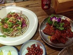 -明洞阿姨·韩式酱蟹烤肉·创意料理(三元桥店)