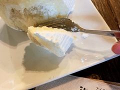 -莓园冰淇淋店