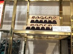 -VENCHI 闻绮(上海佛罗伦萨小镇店)