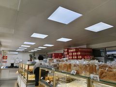 -爱德顺糕点食屋(利民道店)