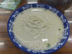 -雪琴面馆富安特色鱼汤面(城中花园店)