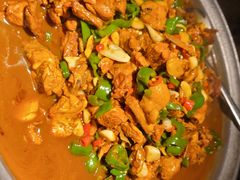 -侯志伟老街炒鸡(广济街店)