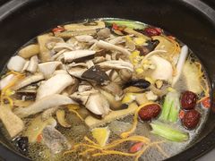 -菌乡缘·野生菌蒸汽鱼火锅(江边夜市店)