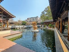 -绳金塔
