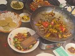 -富正毅三下锅·湘西韵味(天门山索道店)