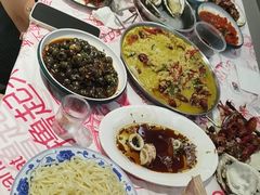 -老班长·小龙虾·鲜货烧烤大排档(金街美地店)