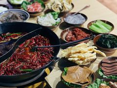 -乐闹闹重庆火鍋(民治店)