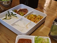 -弘彩英·烤牛舌·年糕火锅(蓝色港湾店)