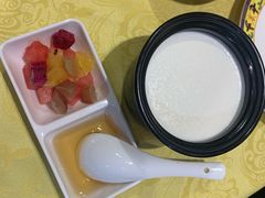 自制水果酸奶-德乐海蒙餐