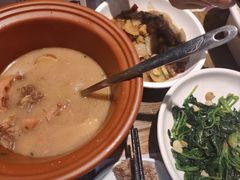 -黄泥岗·地道湖北菜(奥特莱斯店)