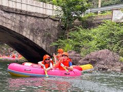 -安吉龙王山峡谷漂流