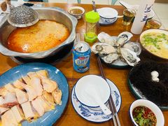 -老何家后安粉·糟粕醋海鲜火锅(三亚湾椰梦长廊店)