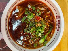 -呷佬·长沙手工米粉(金沙江路店)