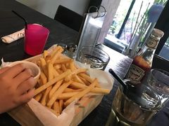 -Geneva日内瓦餐厅(西郊宝成花苑店)