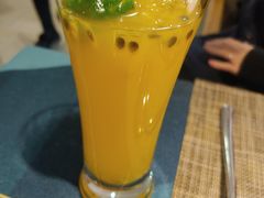 -又见马甲M8融合西餐厅(体育中心店)