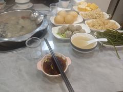 -光头药膳鸡(莱茵小镇店)
