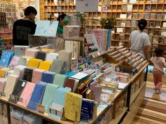-猫的天空之城概念书店(印象城购物中心店)