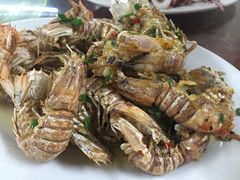 椒盐濑尿虾-滑记海鲜饭店·老字号(海鲜街店)