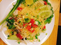 -J Daeng Seafood