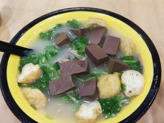 -龙咆汤包·手工现包小笼(拱北口岸店)