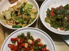 -关东小磨东北菜(上海长风大悦城店)