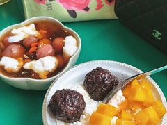 白雪芒果甜甜-堂屋糖水店(愚园店)