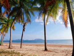 -三亚湾海居铂尔曼度假酒店