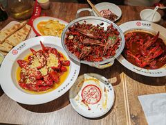 -叶派龙虾•招牌香辣蟹·海鲜(中海国际店)