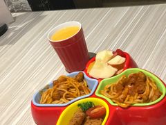 -必胜客(证大大拇指店)