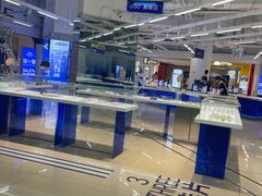 -优购镜仓(黄岛吾悦店)