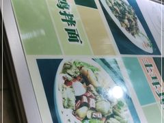 -兰州牛肉面(一楼和平药房旁慧园店)