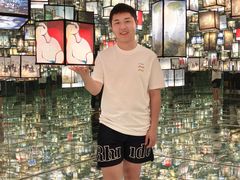 -成都梵高星空艺术馆(春熙路旗舰店)