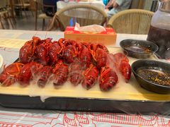 -肥肥虾庄·金牌油焖大虾(汉口城市广场店)