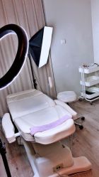 -一个差评成就的纹眉店
