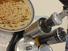 -桂在香知桂林米粉(南岗松雷店)