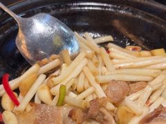 -蚝美人·生蚝海鲜烧烤(茶花园店)